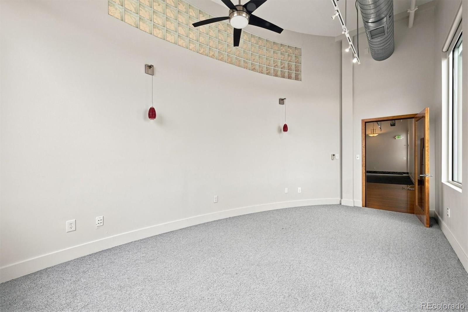 MLS Image #11 for 209  kalamath street,denver, Colorado