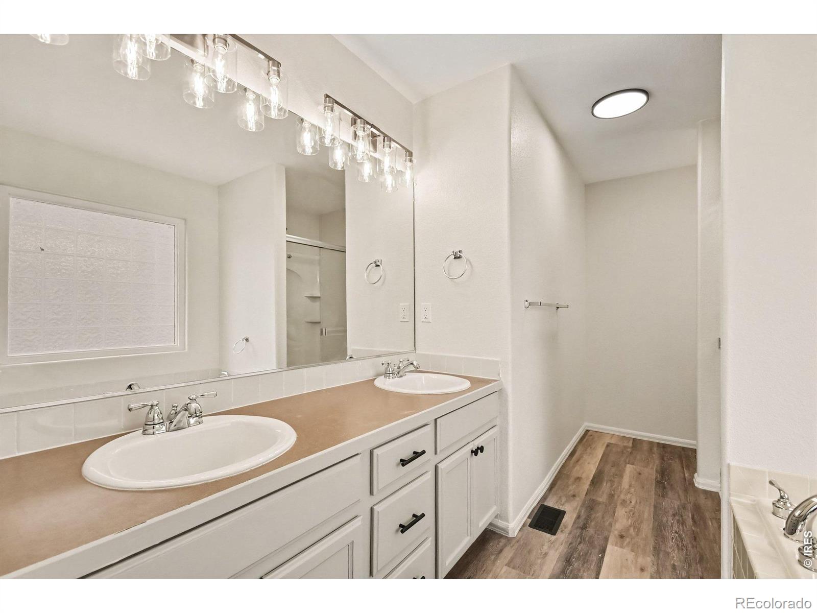 MLS Image #10 for 2521  thoreau drive,fort collins, Colorado