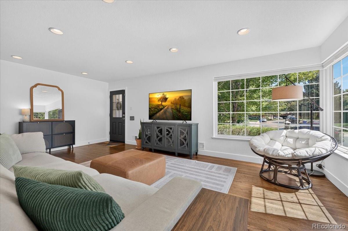 MLS Image #5 for 515  dover street,denver, Colorado