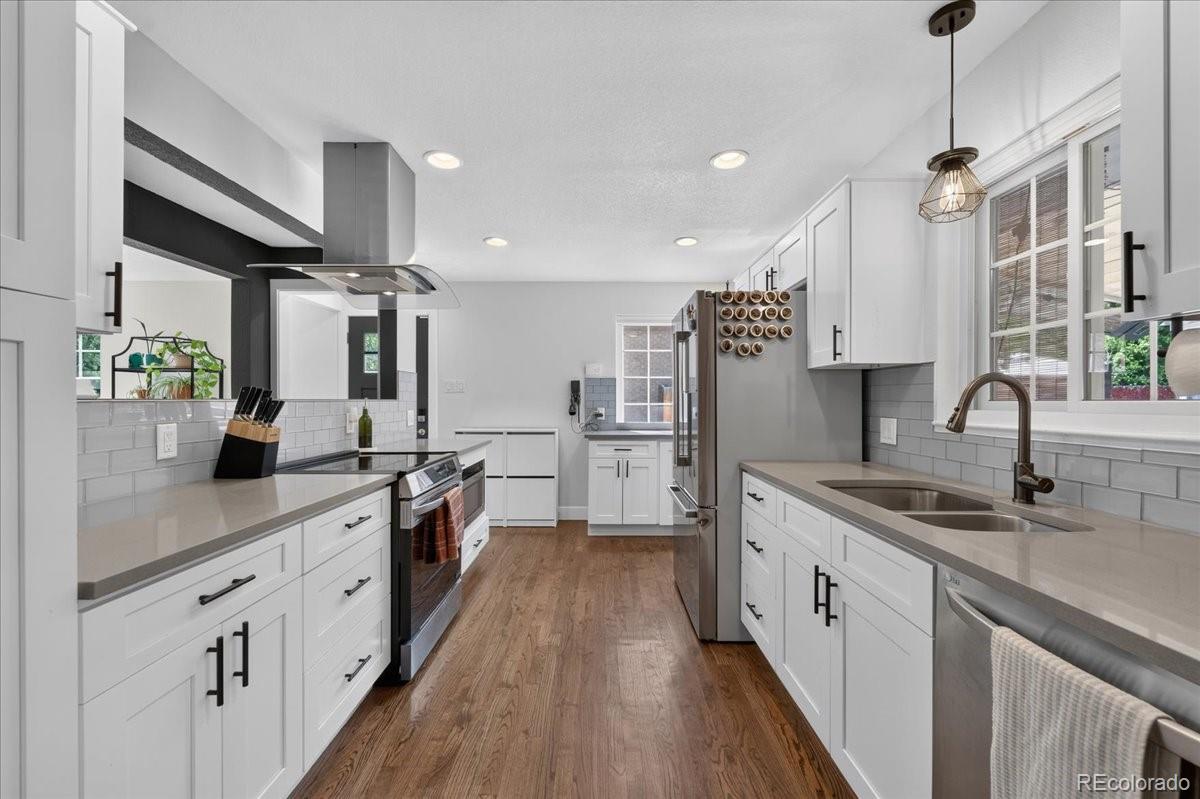 MLS Image #9 for 515  dover street,denver, Colorado