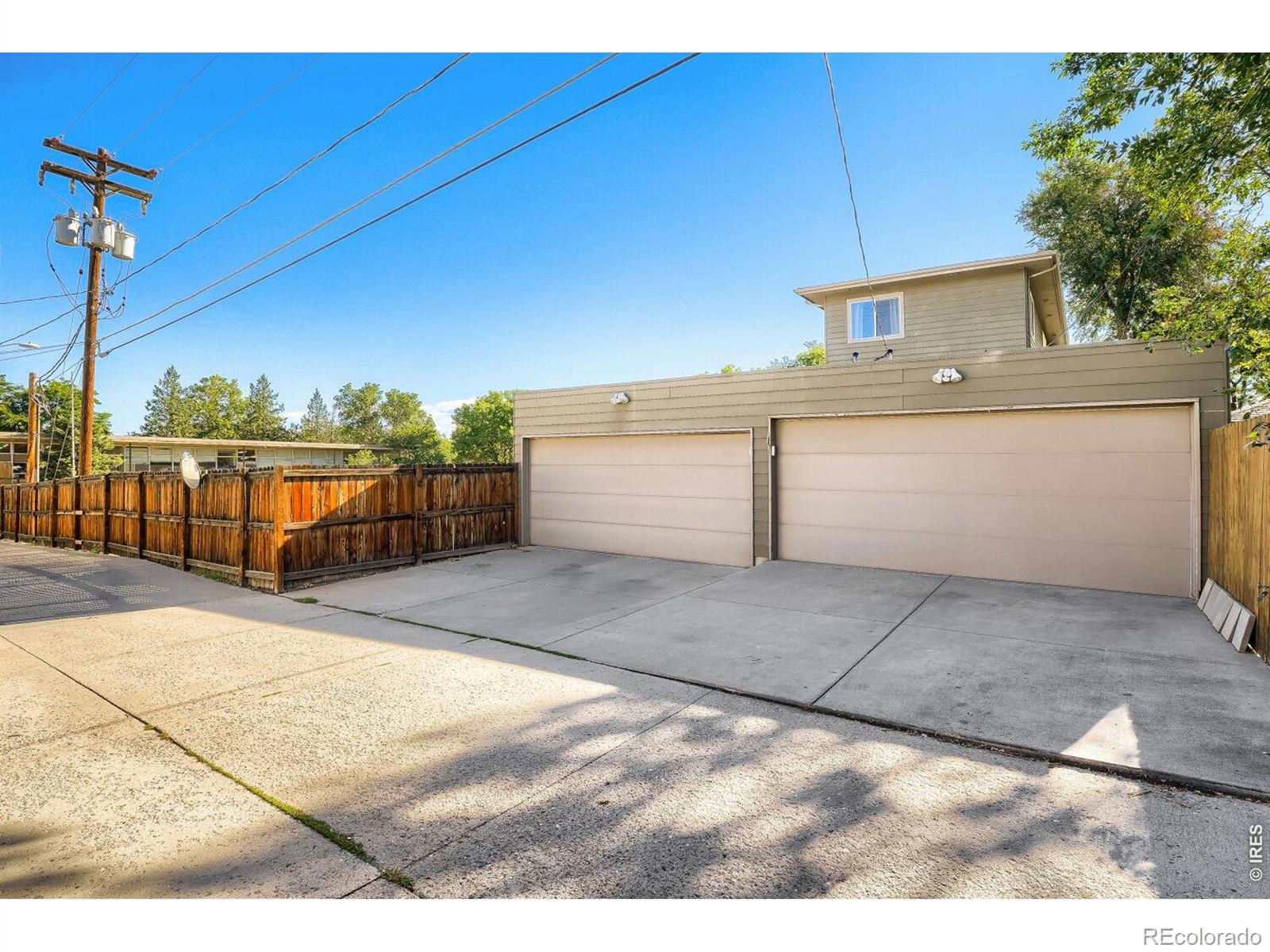 MLS Image #16 for 835  forest street,denver, Colorado