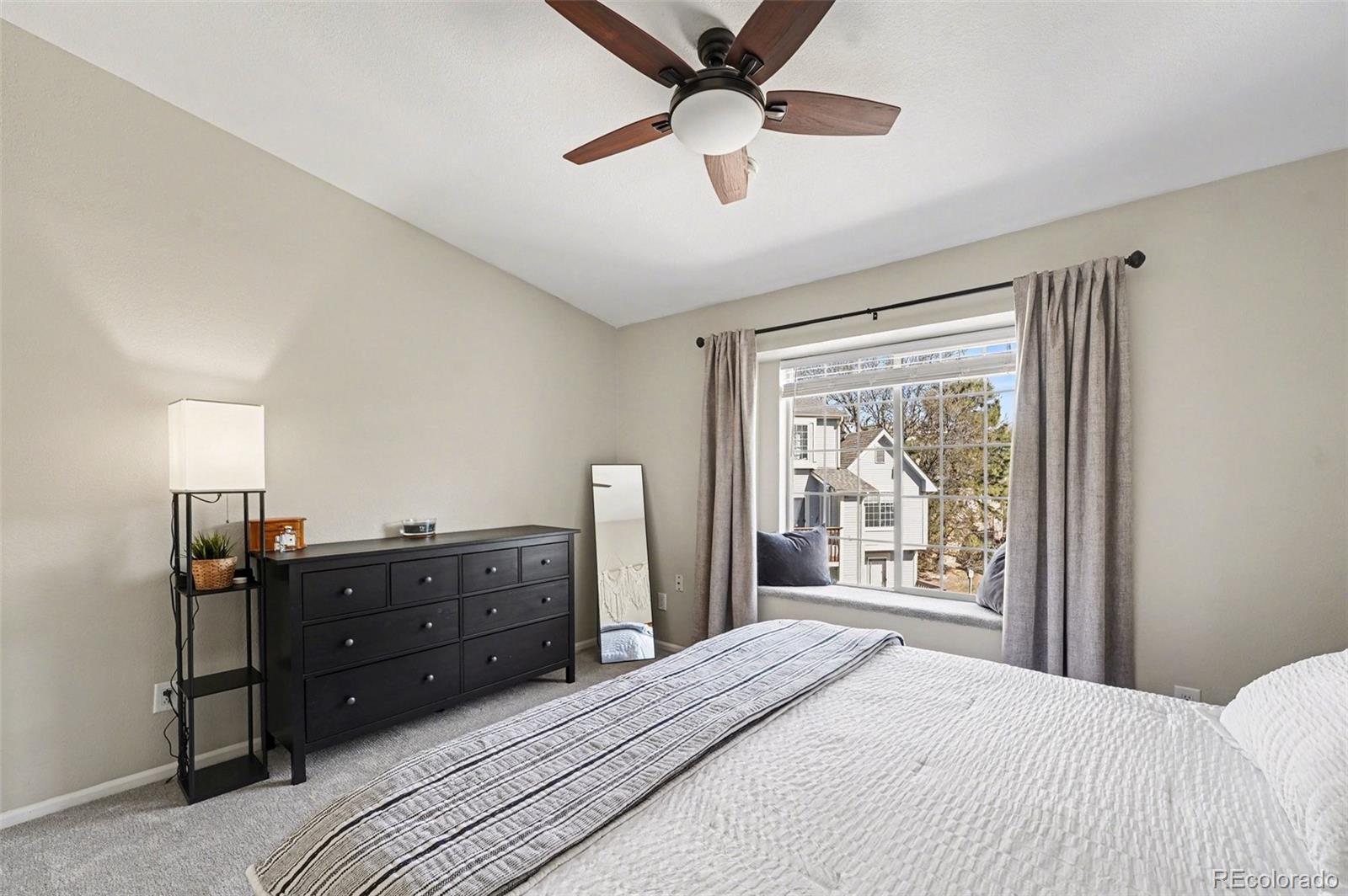 MLS Image #13 for 1885 s quebec way,denver, Colorado
