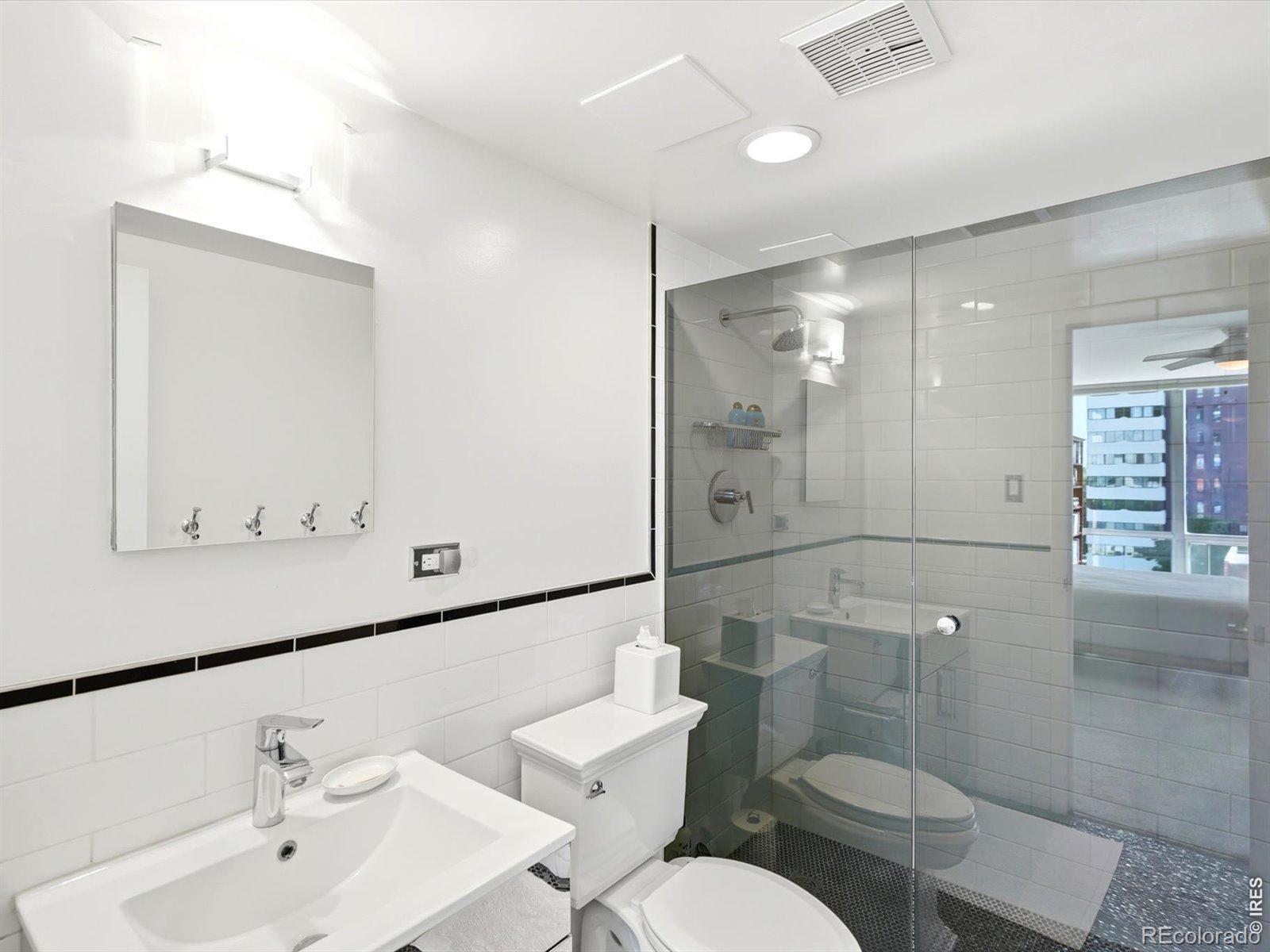 MLS Image #28 for 3100 e cherry creek south drive,denver, Colorado