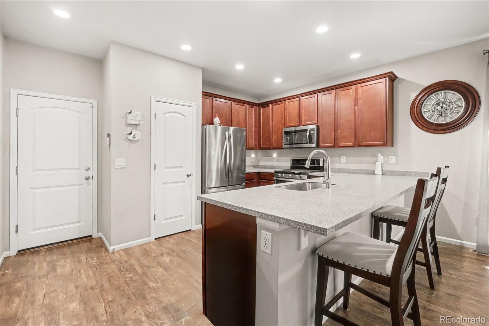 MLS Image #7 for 10139 e 25th drive,aurora, Colorado