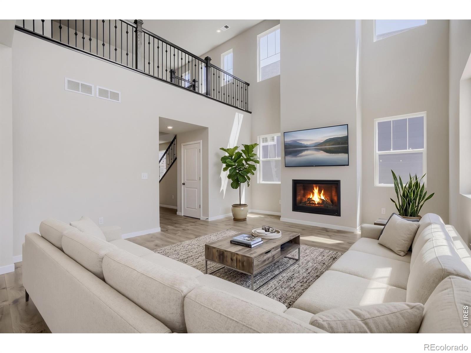 MLS Image #2 for 275  sugar beet lane,berthoud, Colorado