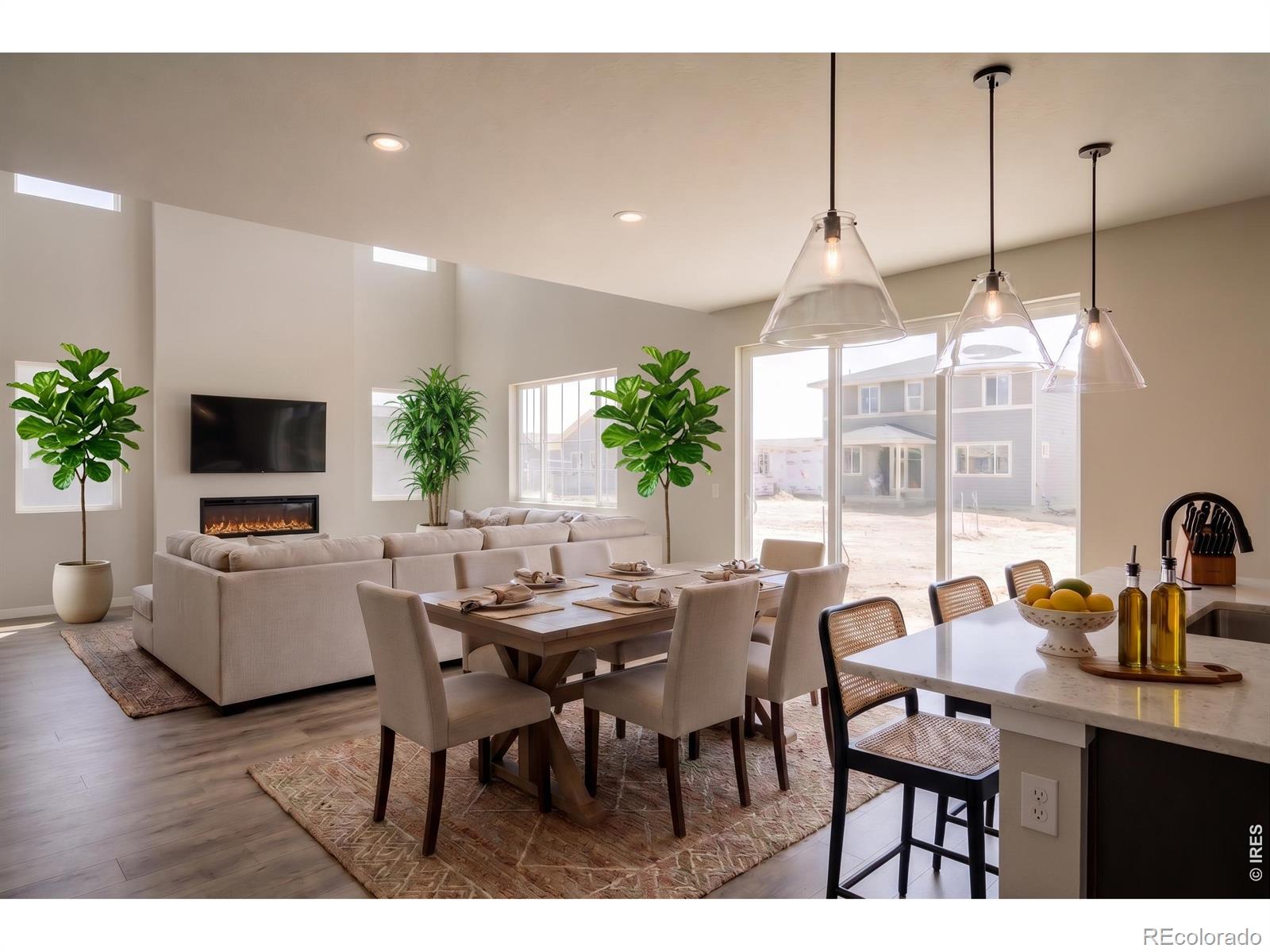 MLS Image #3 for 275  sugar beet lane,berthoud, Colorado