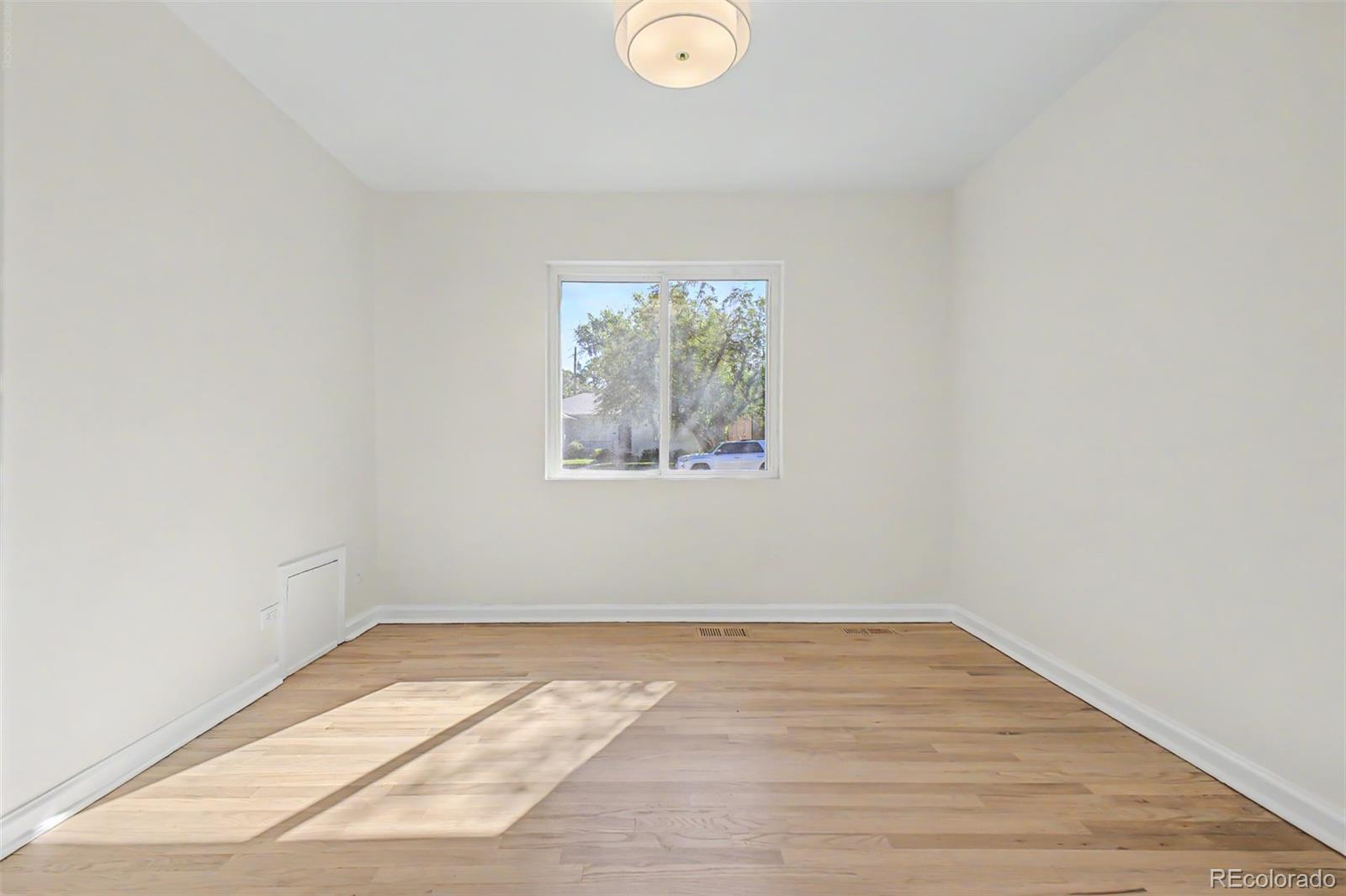 MLS Image #13 for 1261 s jackson street,denver, Colorado