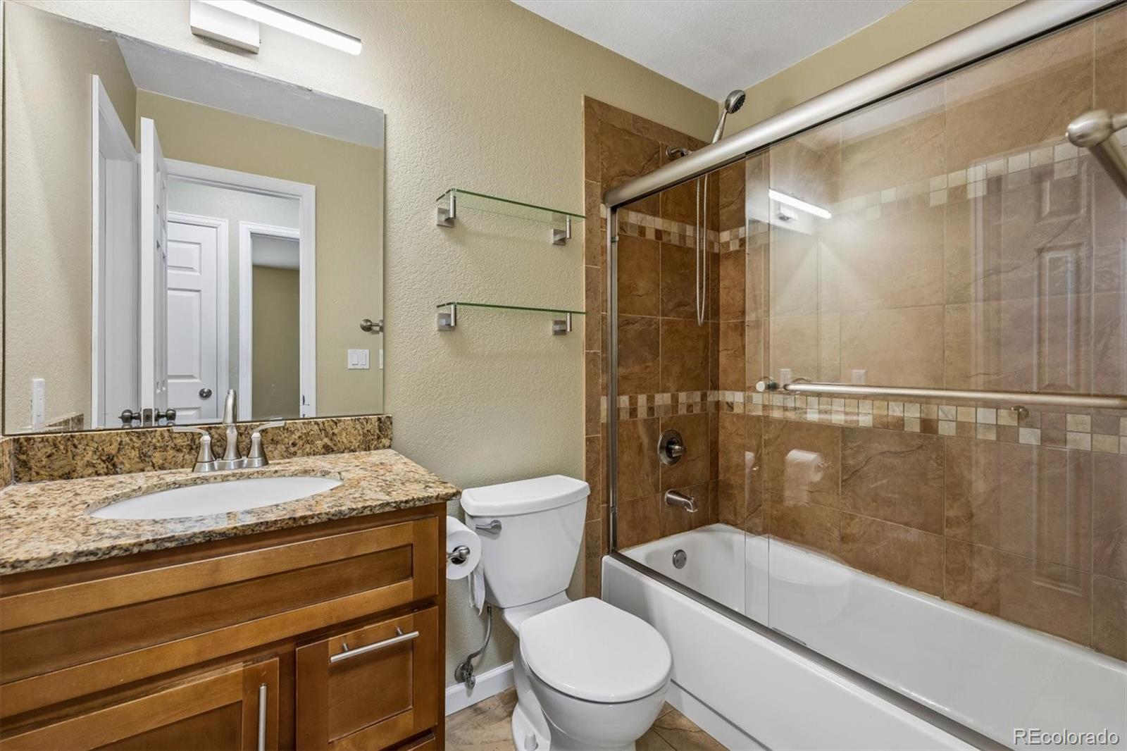 MLS Image #14 for 10668 w ida avenue,littleton, Colorado