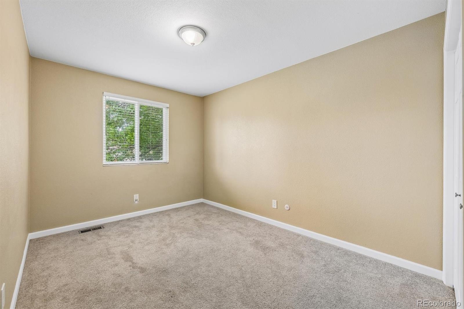 MLS Image #15 for 10668 w ida avenue,littleton, Colorado