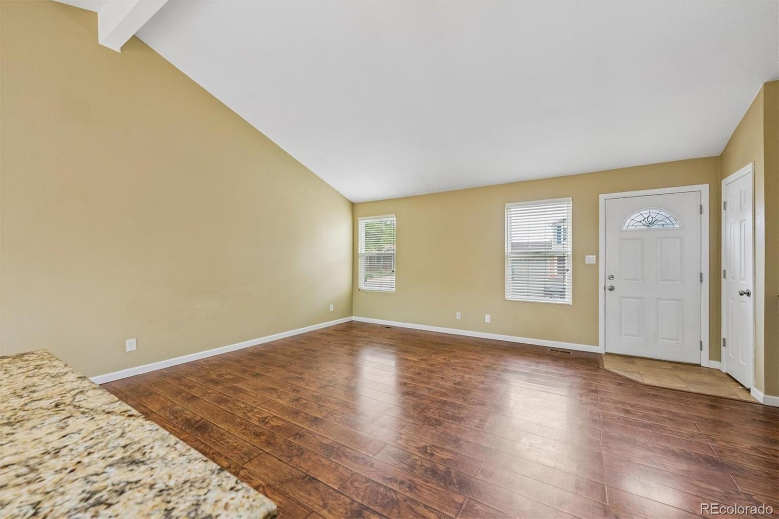 MLS Image #5 for 10668 w ida avenue,littleton, Colorado
