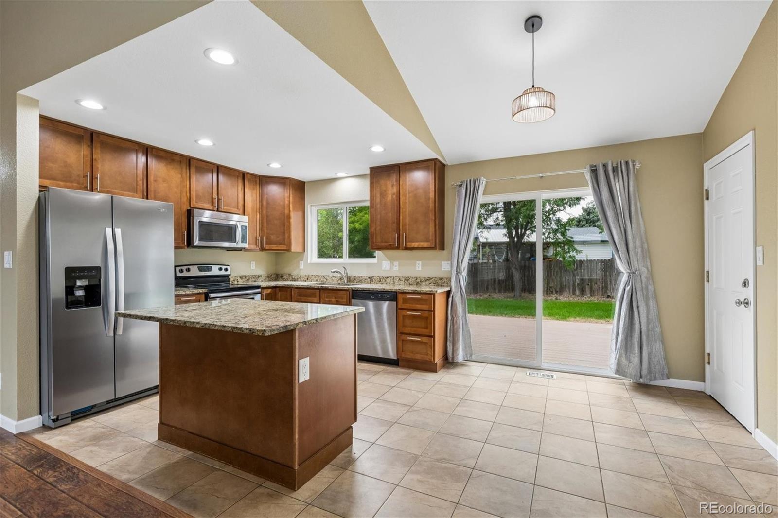 MLS Image #8 for 10668 w ida avenue,littleton, Colorado