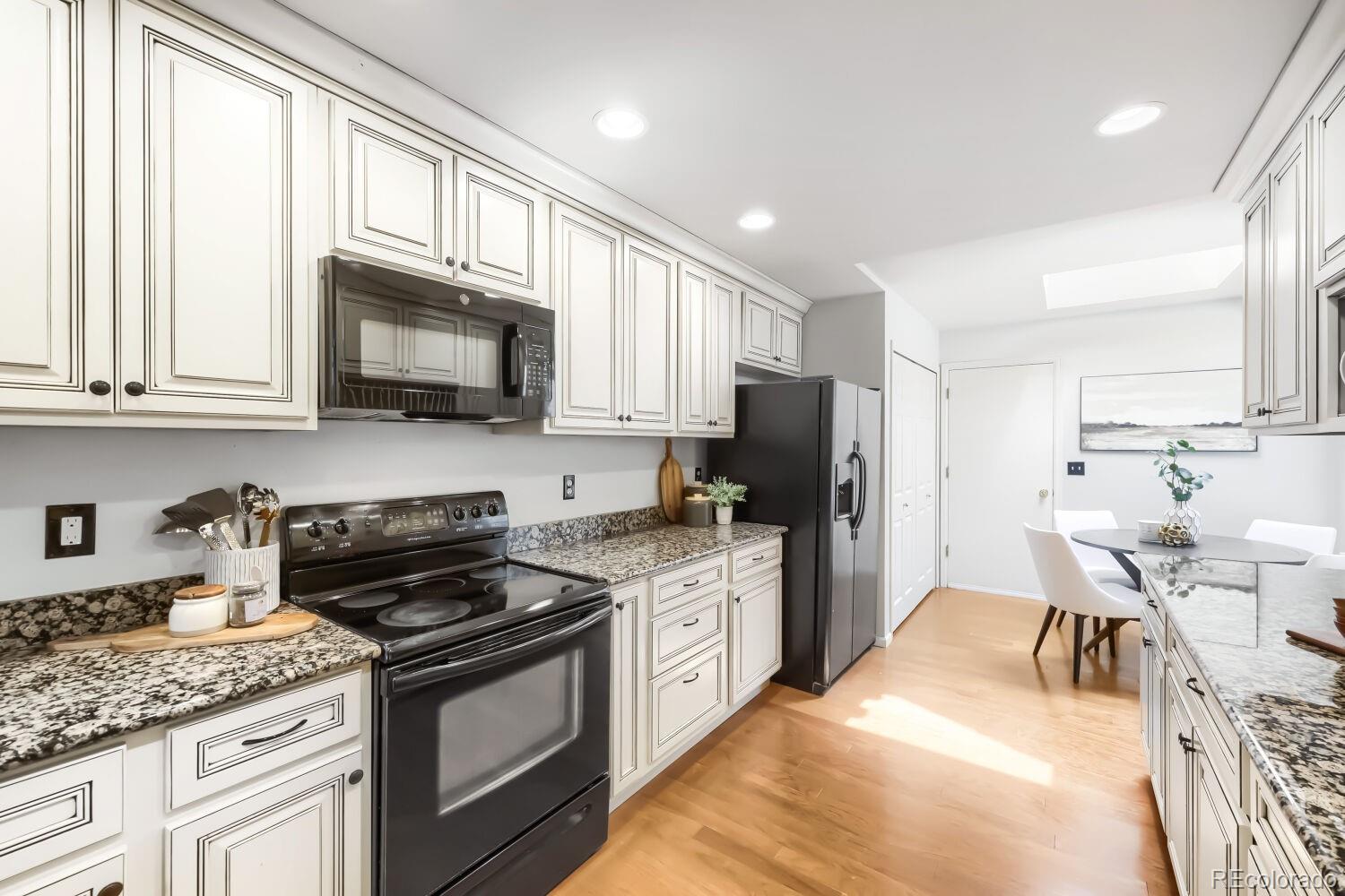MLS Image #9 for 3307 w 114 circle,westminster, Colorado