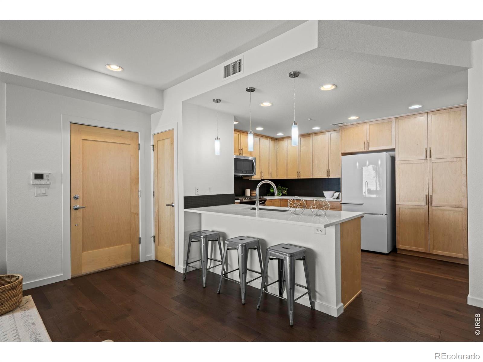 MLS Image #9 for 1545  hecla way,louisville, Colorado