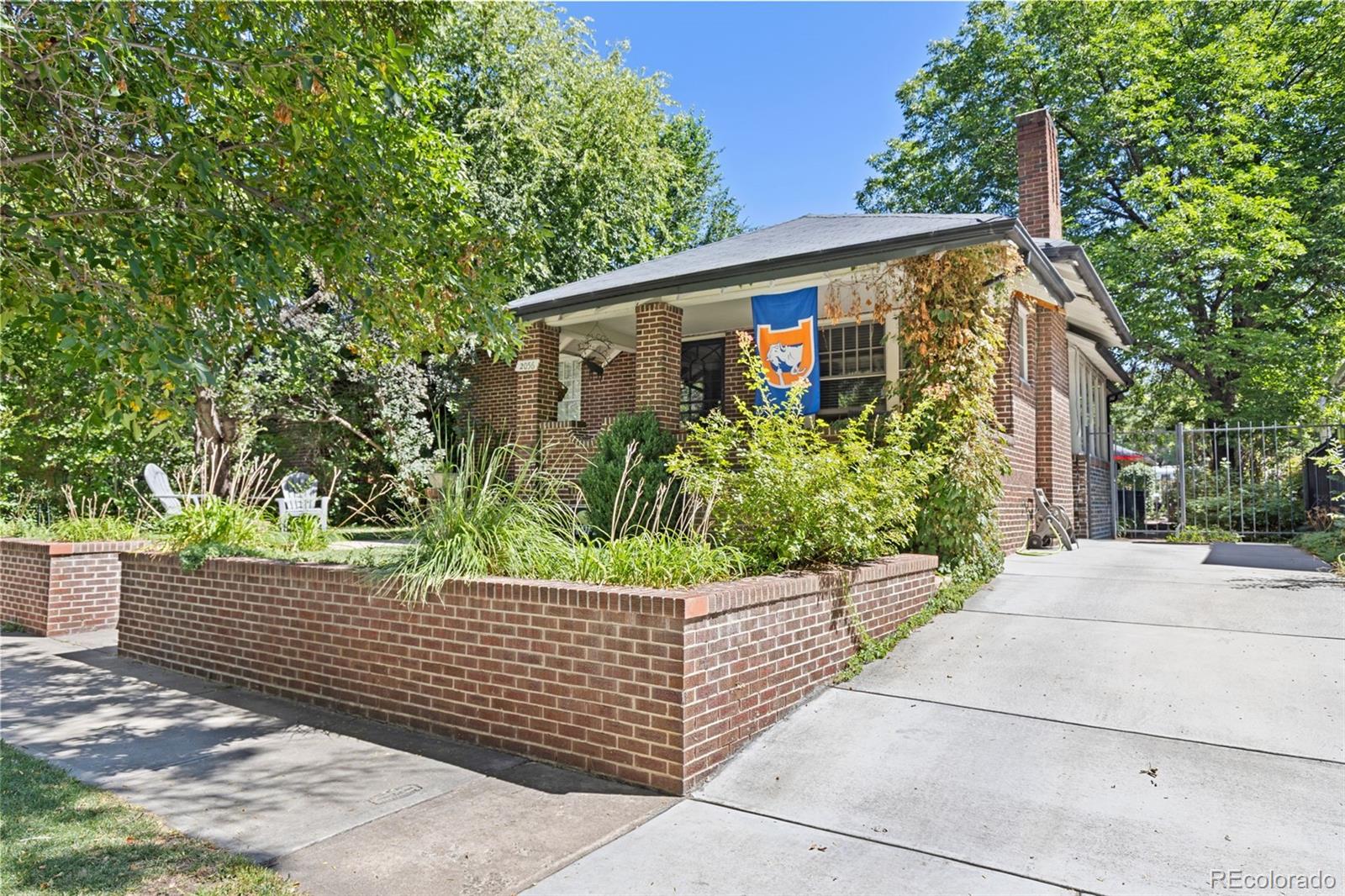 MLS Image #3 for 2056  forest street,denver, Colorado