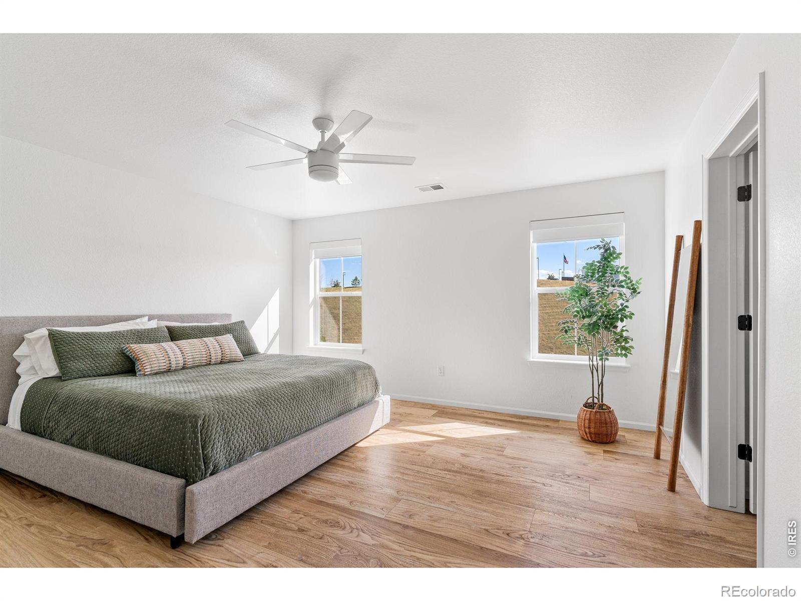 MLS Image #18 for 7281 s vandriver way,aurora, Colorado