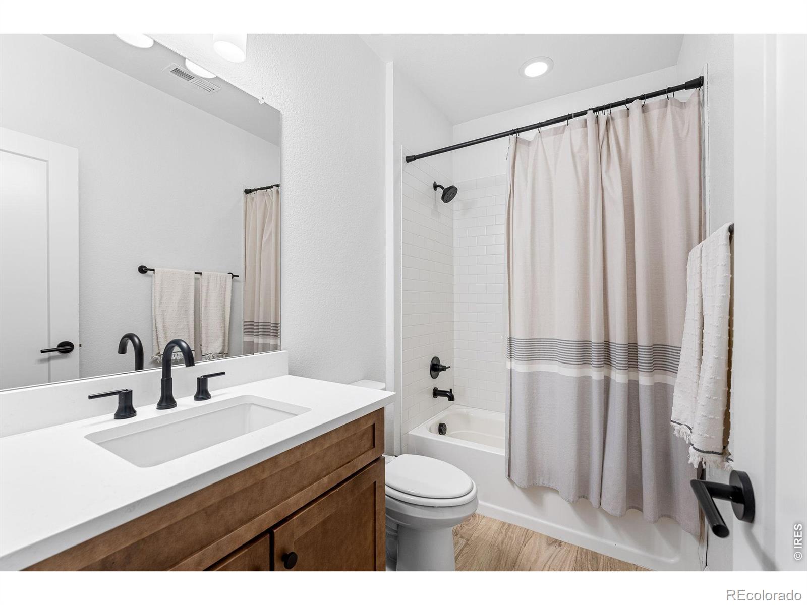 MLS Image #32 for 7281 s vandriver way,aurora, Colorado