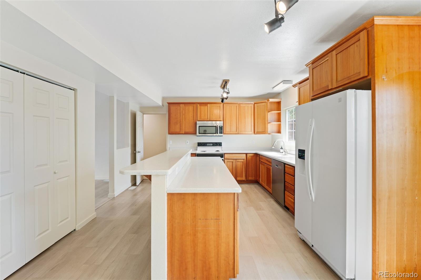 MLS Image #9 for 2366  distinctive drive,colorado springs, Colorado