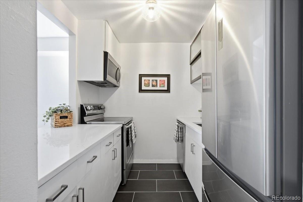 MLS Image #3 for 2  adams street,denver, Colorado