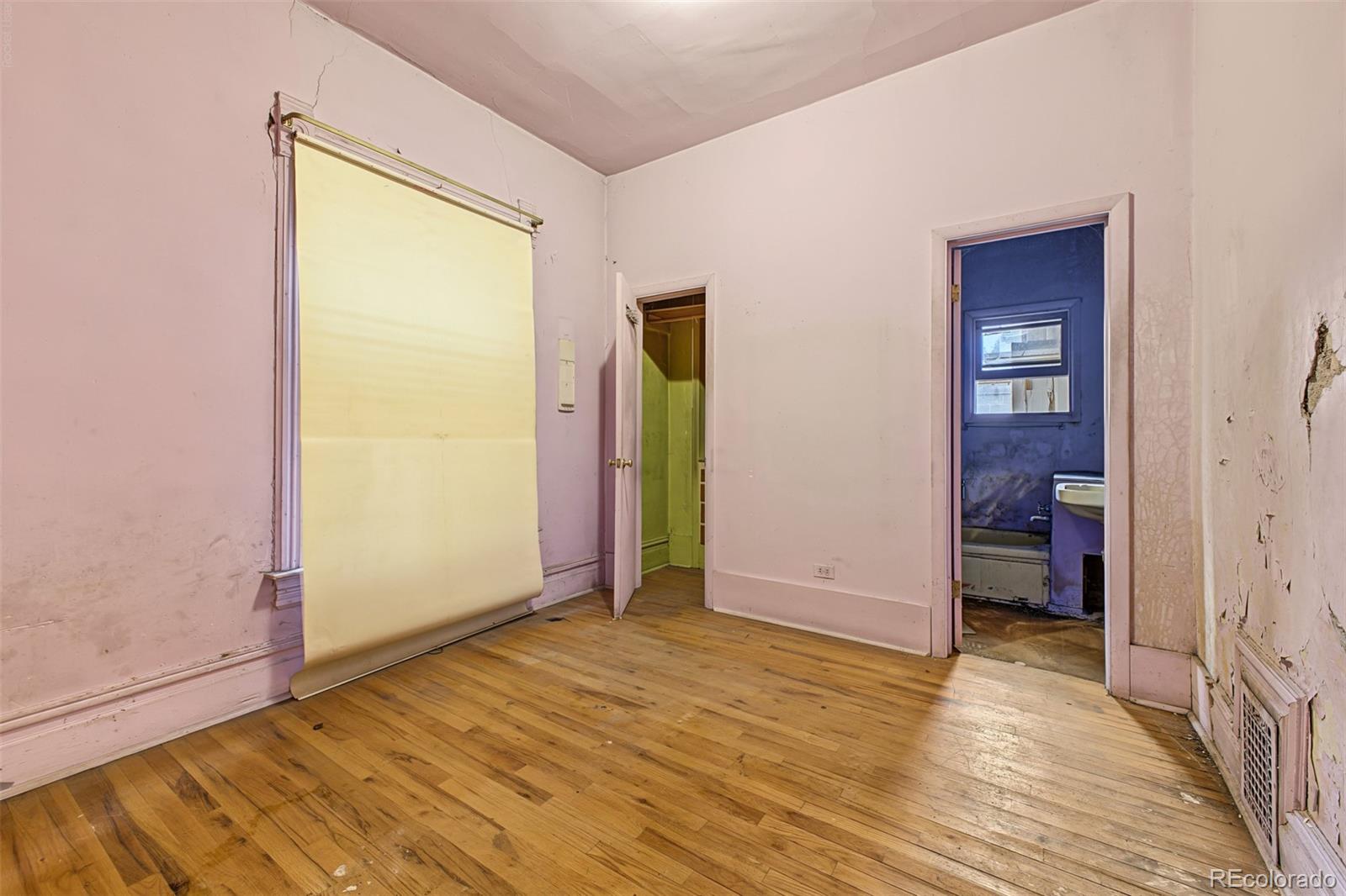 MLS Image #15 for 2140 n franklin street,denver, Colorado