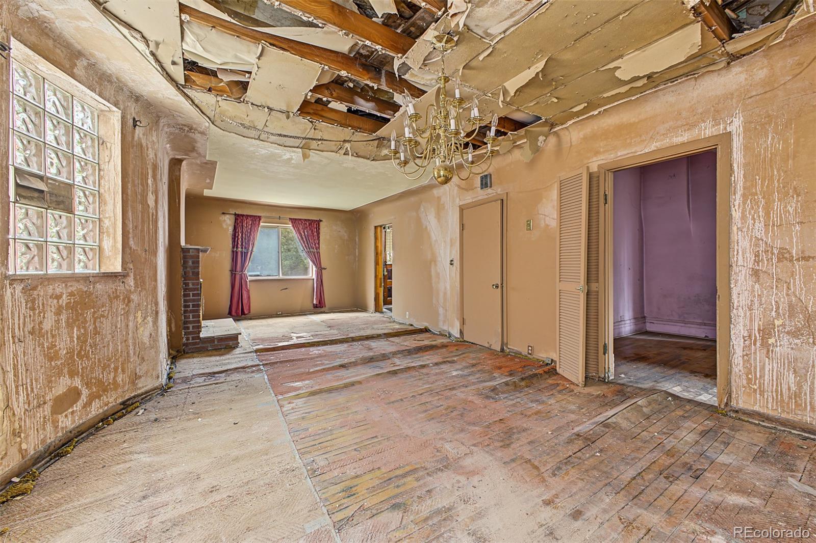MLS Image #3 for 2140 n franklin street,denver, Colorado