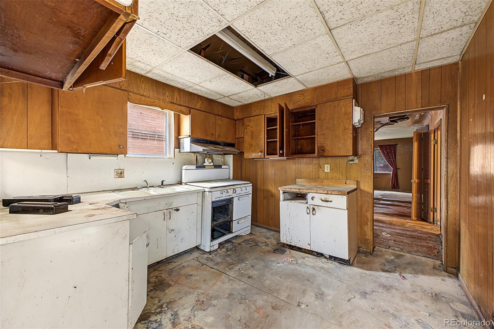 MLS Image #8 for 2140 n franklin street,denver, Colorado