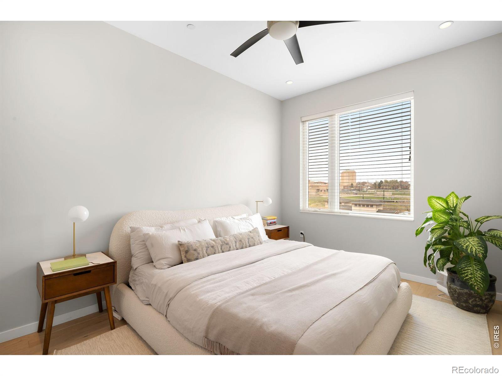 MLS Image #14 for 2752 n clay street,denver, Colorado