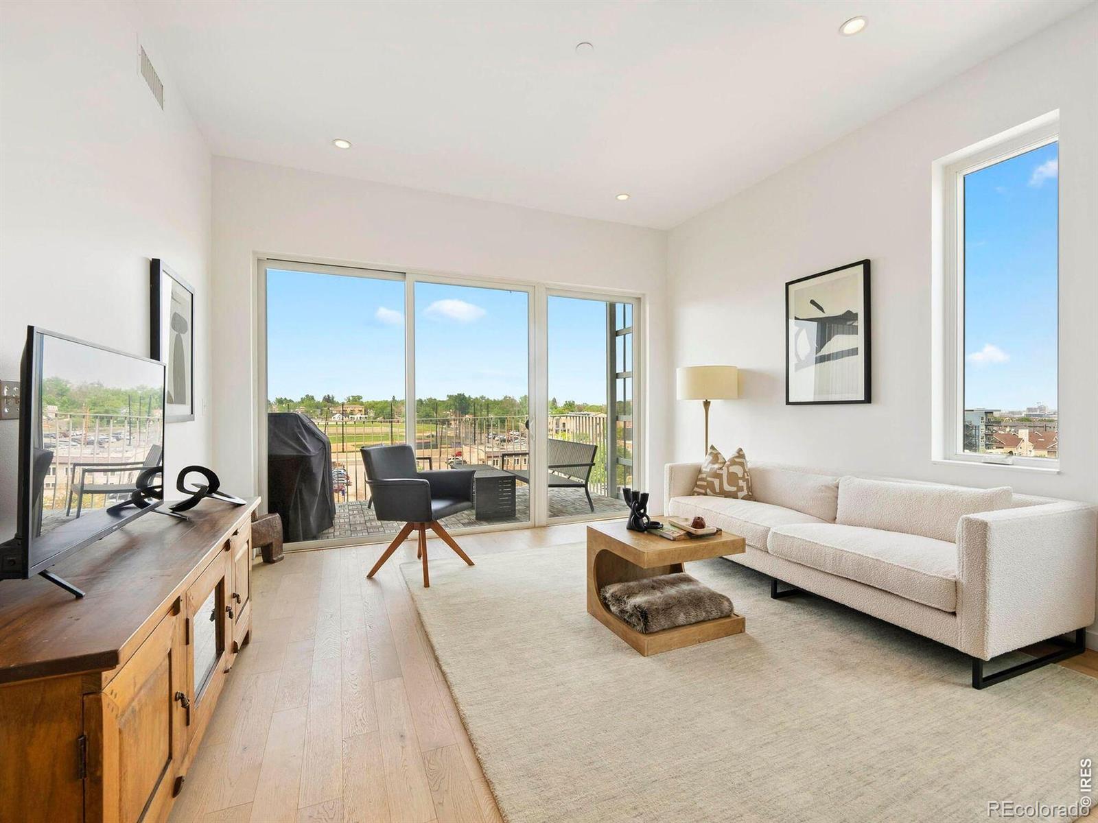 MLS Image #4 for 2752 n clay street,denver, Colorado