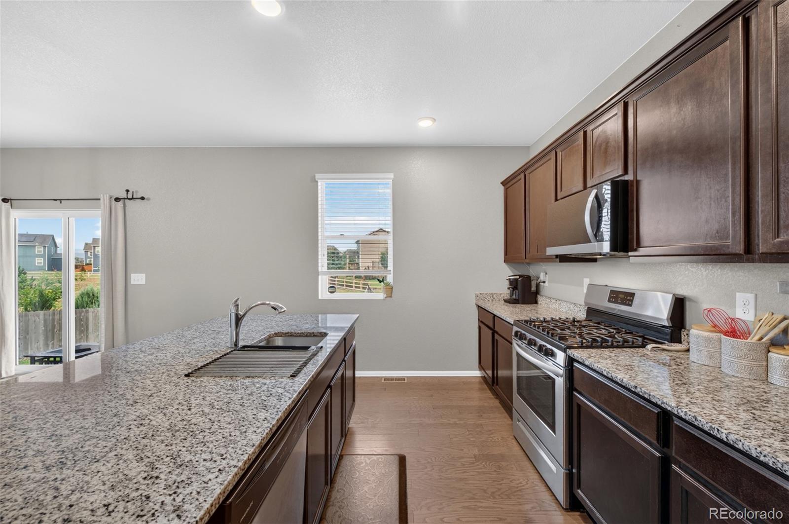 MLS Image #11 for 914  charlton drive,windsor, Colorado