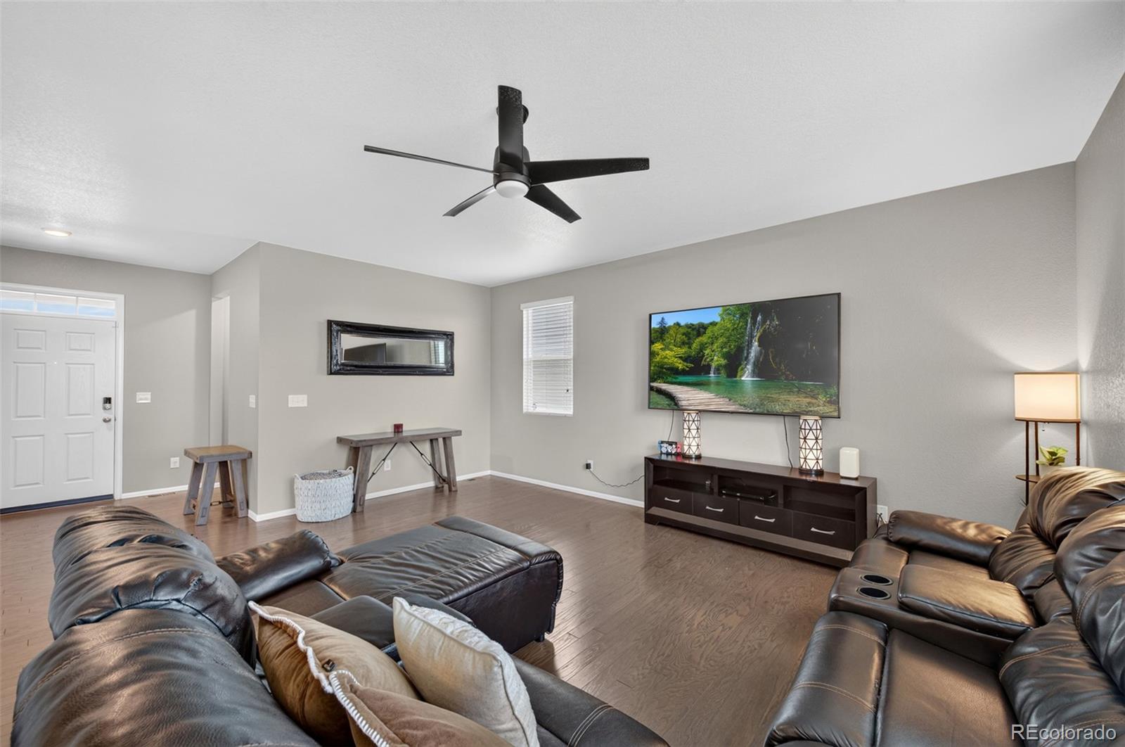 MLS Image #3 for 914  charlton drive,windsor, Colorado