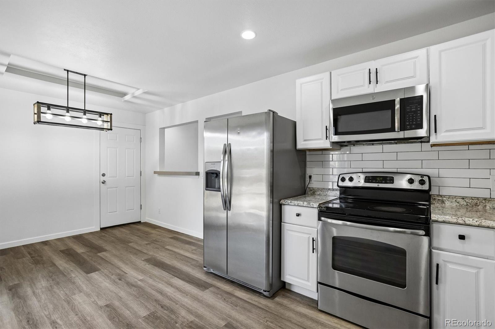 MLS Image #12 for 15014 e 54th avenue,denver, Colorado
