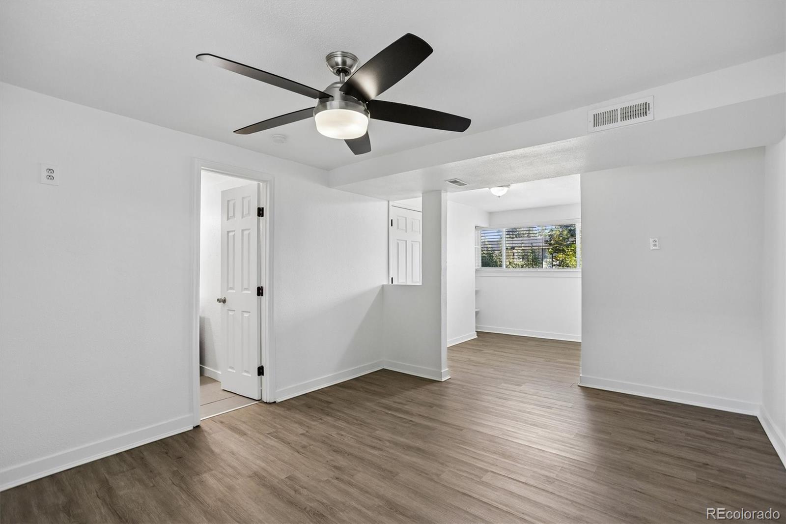 MLS Image #19 for 15014 e 54th avenue,denver, Colorado