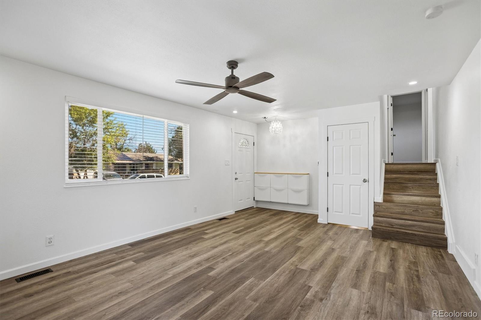 MLS Image #3 for 15014 e 54th avenue,denver, Colorado