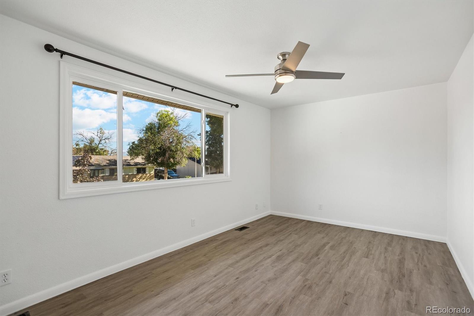 MLS Image #31 for 15014 e 54th avenue,denver, Colorado