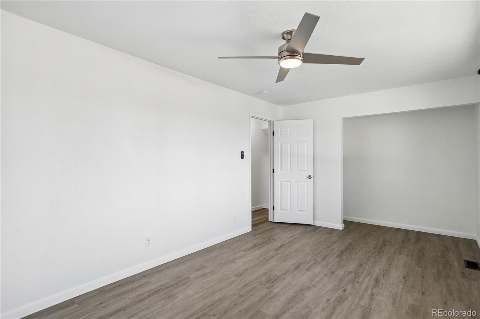 MLS Image #33 for 15014 e 54th avenue,denver, Colorado
