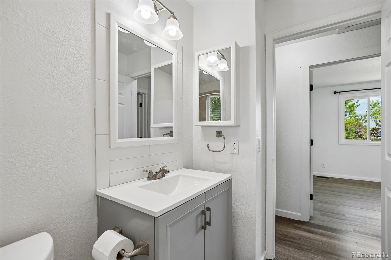 MLS Image #36 for 15014 e 54th avenue,denver, Colorado