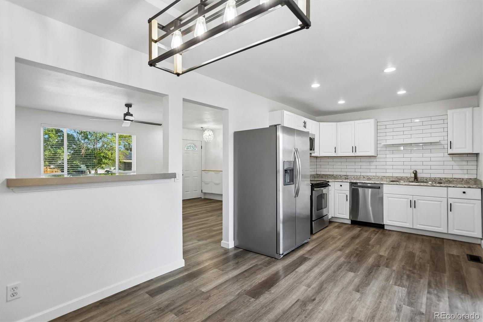 MLS Image #8 for 15014 e 54th avenue,denver, Colorado