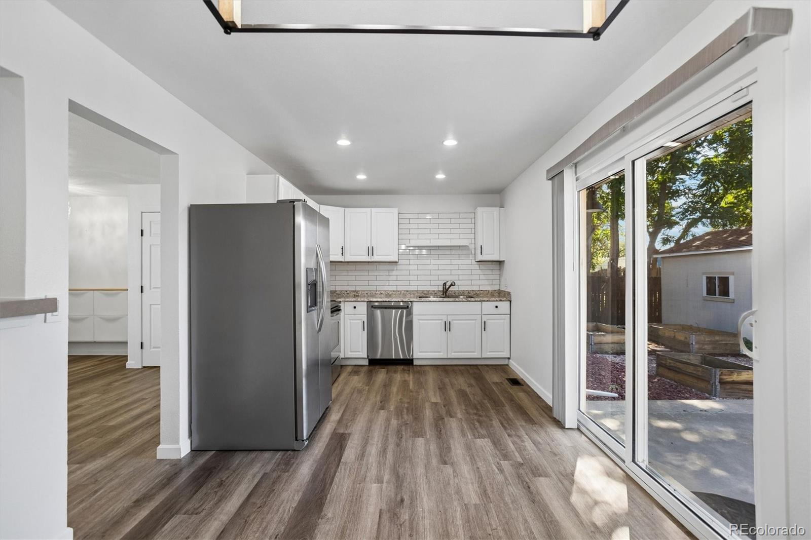MLS Image #9 for 15014 e 54th avenue,denver, Colorado