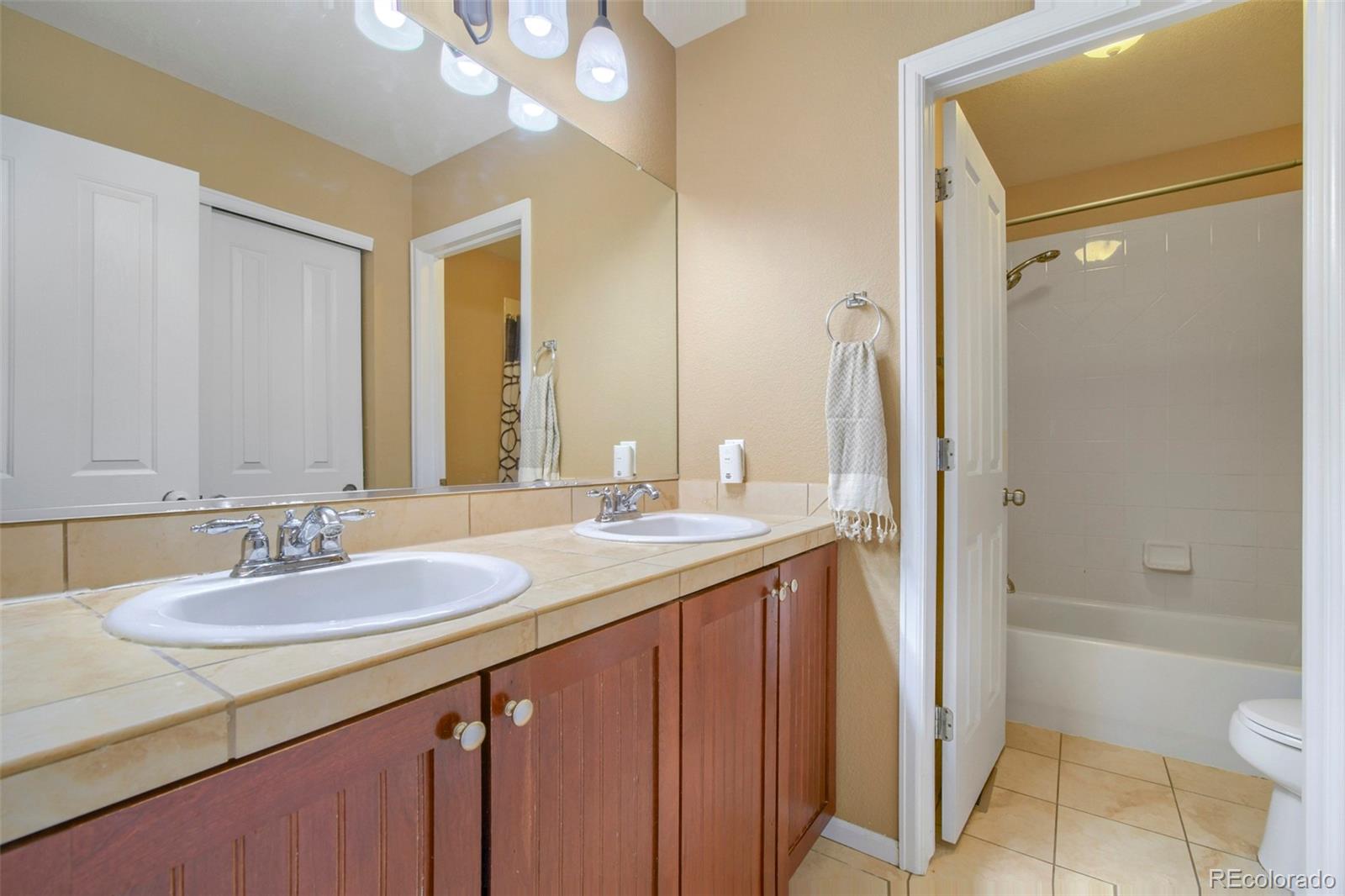 MLS Image #17 for 10200  rifle street,commerce city, Colorado
