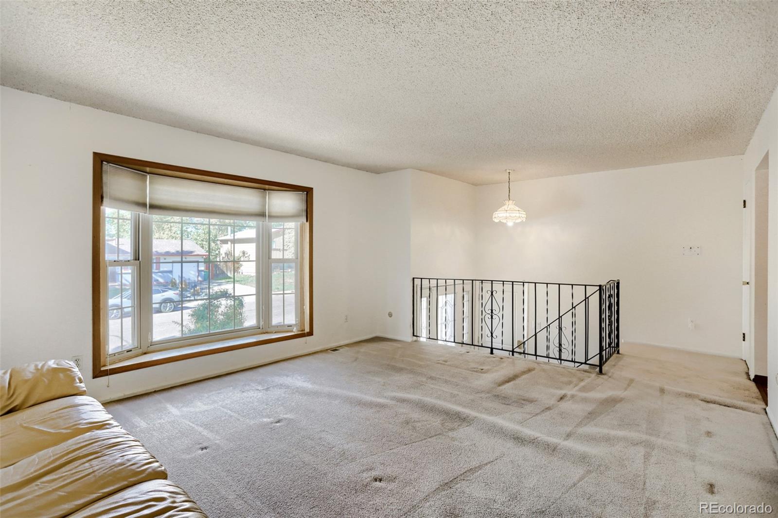 MLS Image #3 for 11230 e center avenue,aurora, Colorado