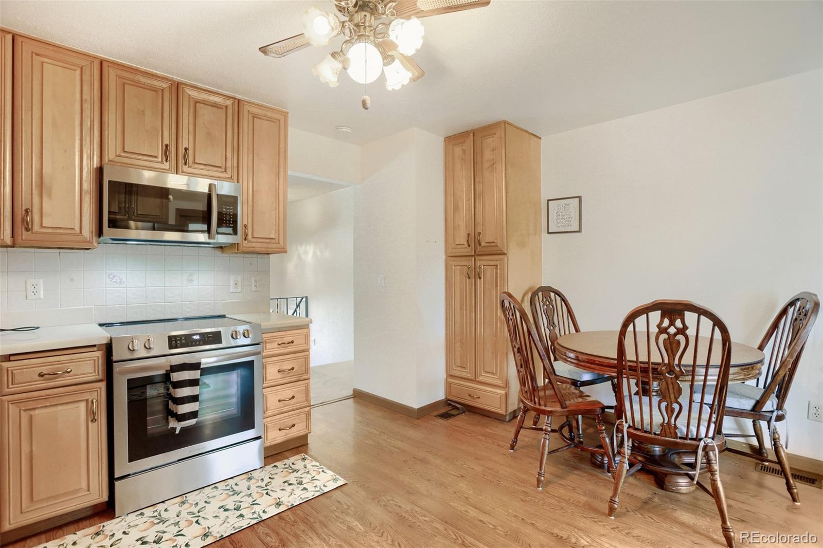 MLS Image #6 for 11230 e center avenue,aurora, Colorado