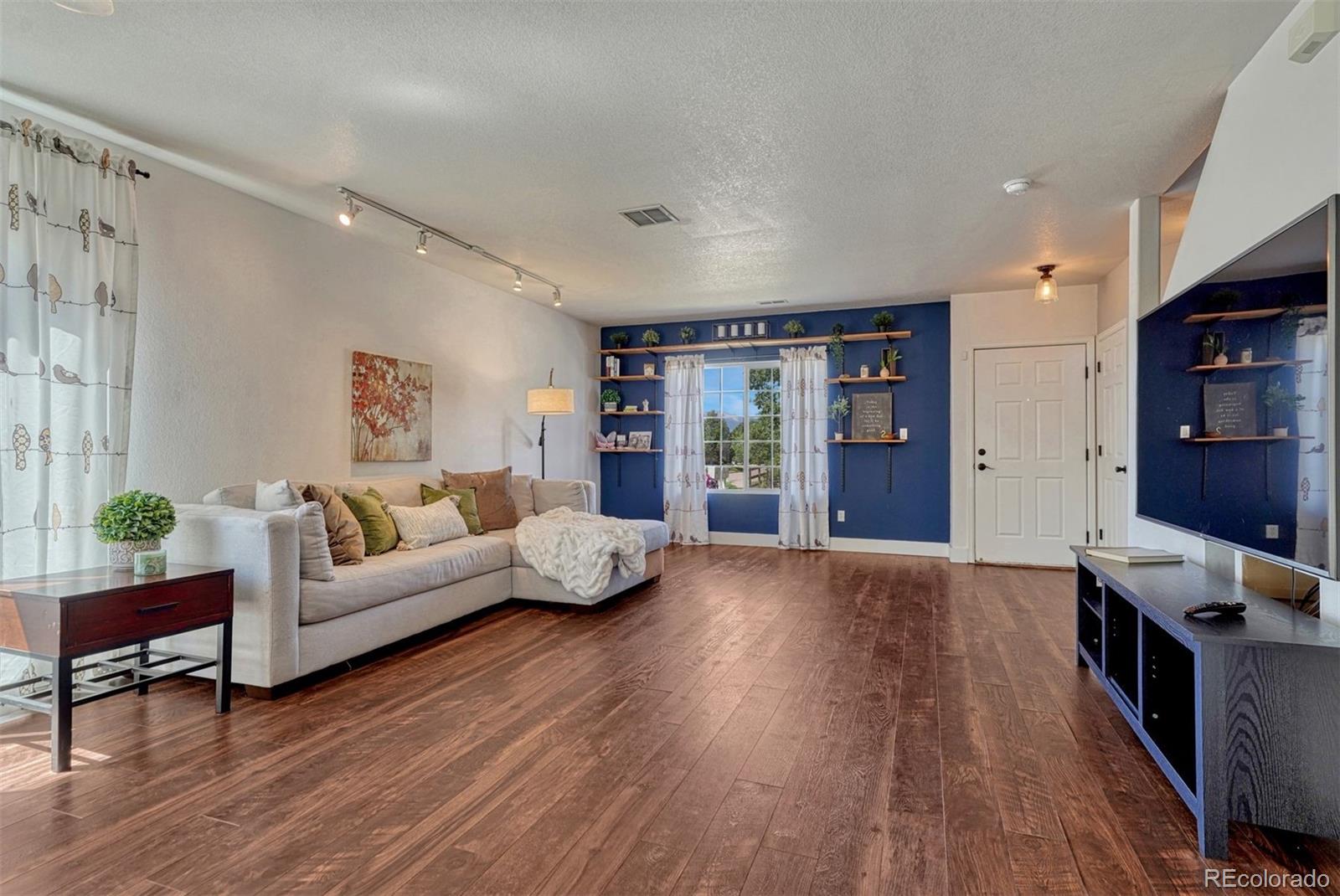 MLS Image #1 for 6201  scottsbluff drive,colorado springs, Colorado