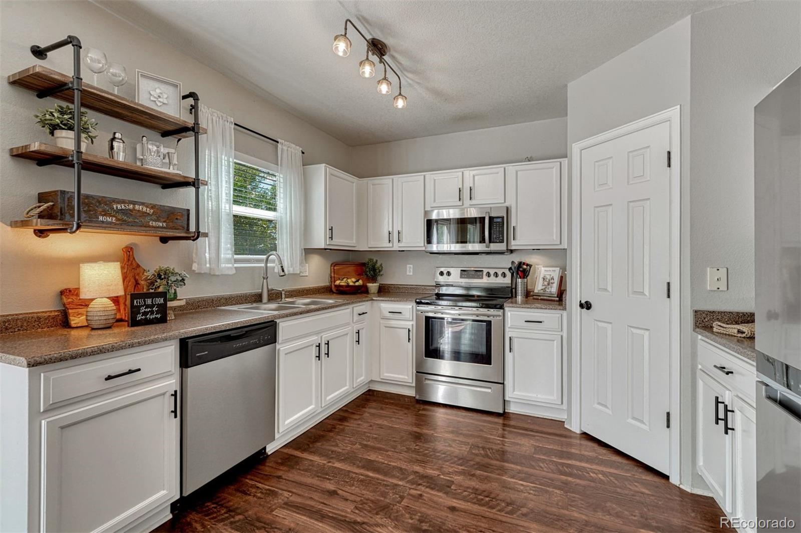 MLS Image #3 for 6201  scottsbluff drive,colorado springs, Colorado