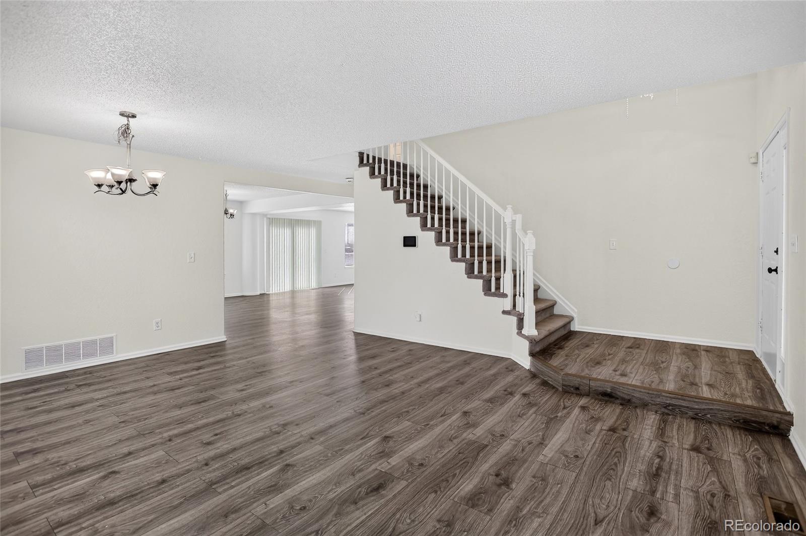 MLS Image #10 for 4300  danube way,denver, Colorado