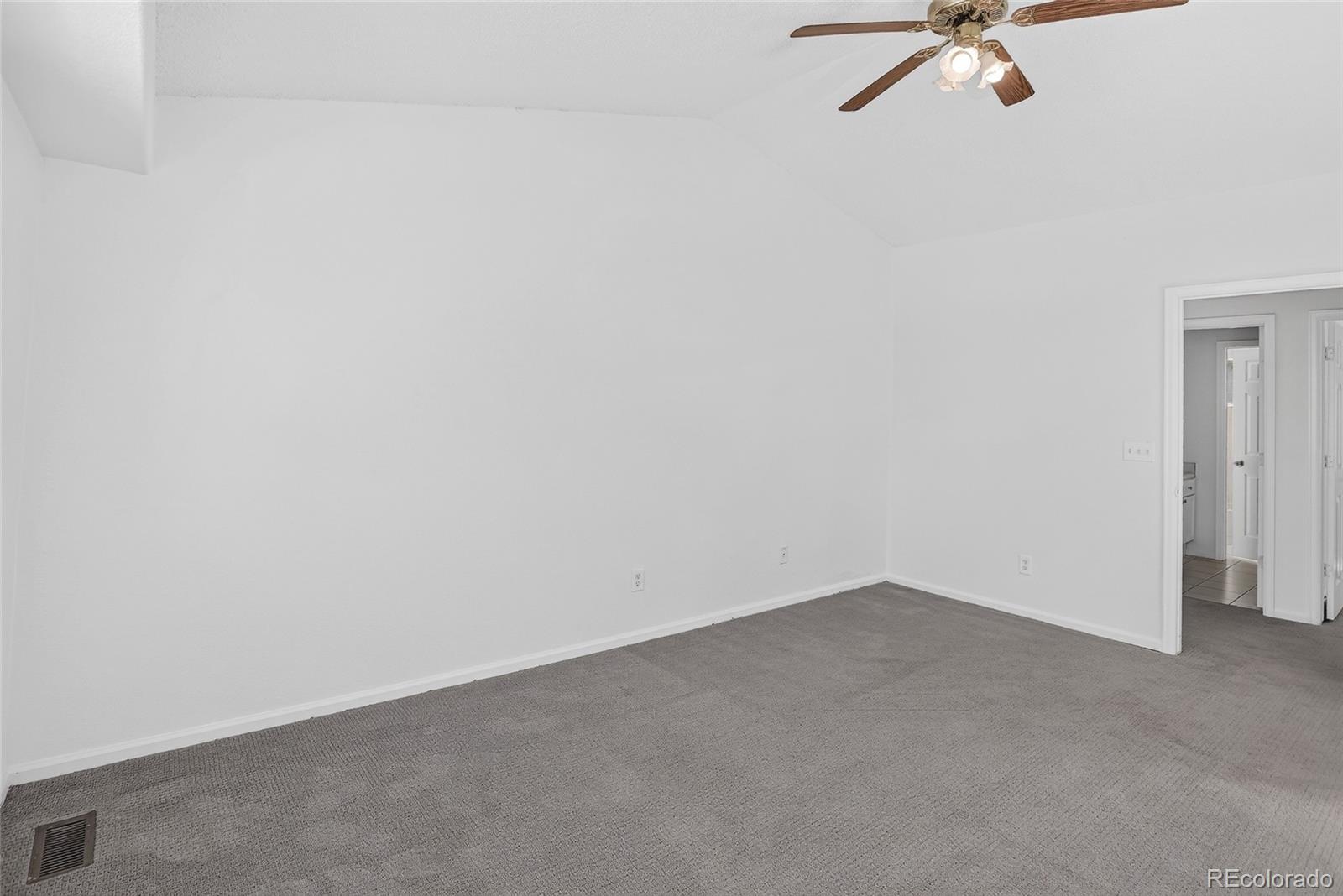 MLS Image #36 for 4300  danube way,denver, Colorado