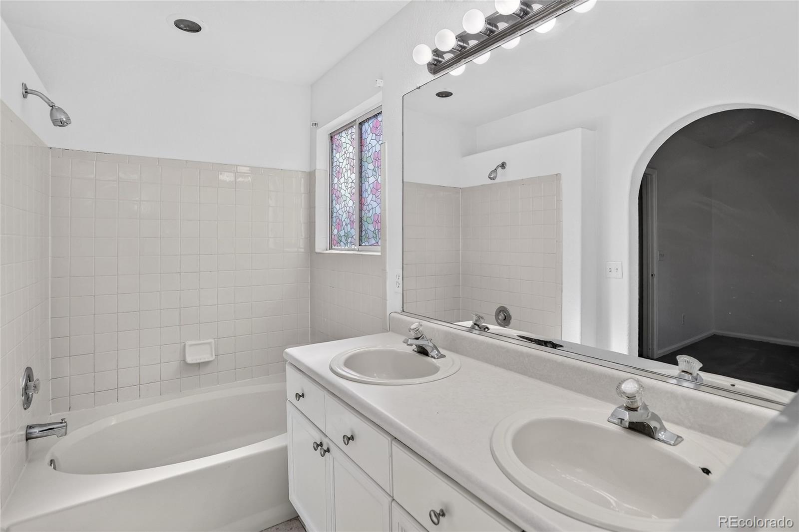 MLS Image #38 for 4300  danube way,denver, Colorado
