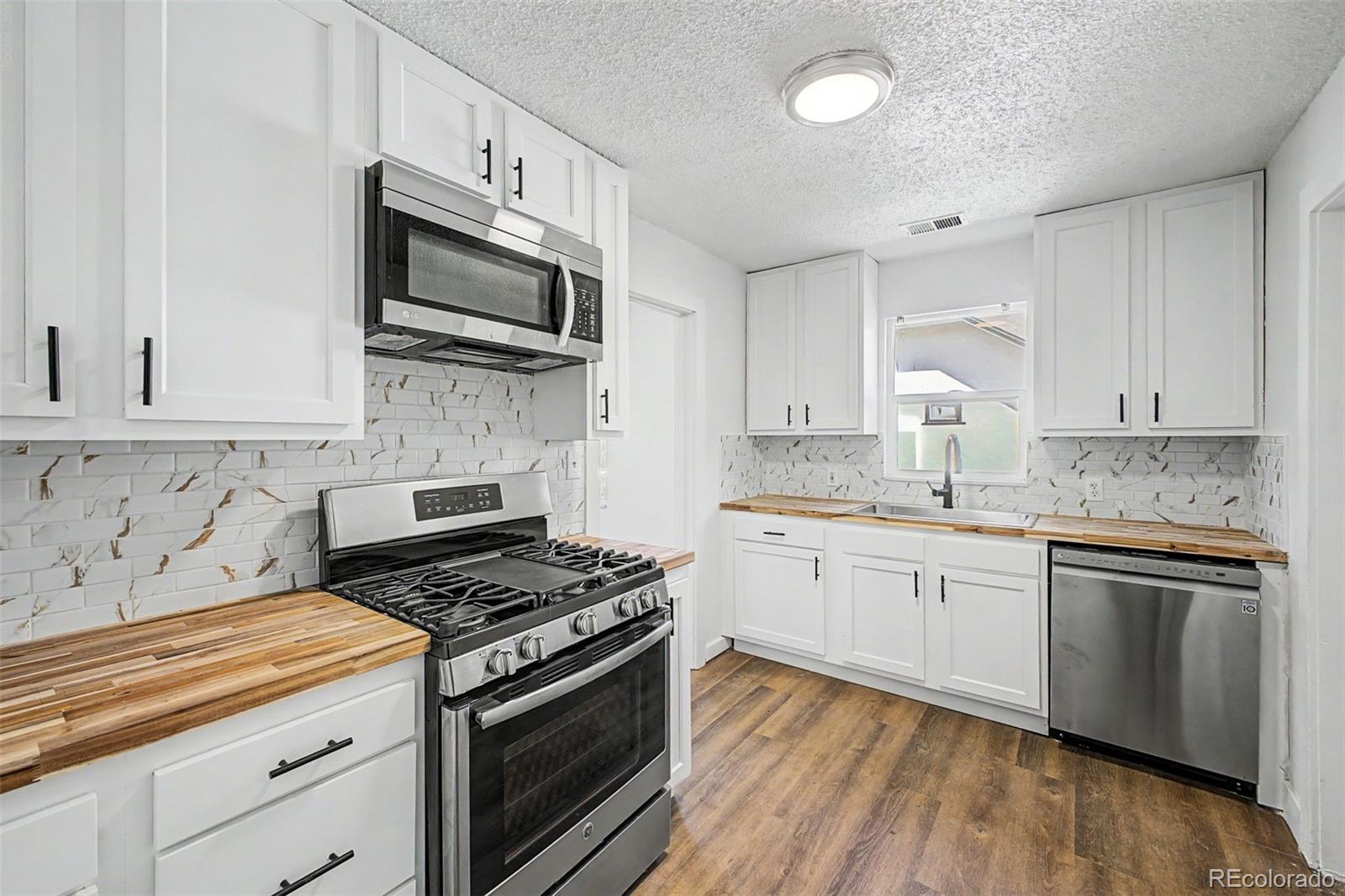 MLS Image #10 for 1334  havana street,aurora, Colorado
