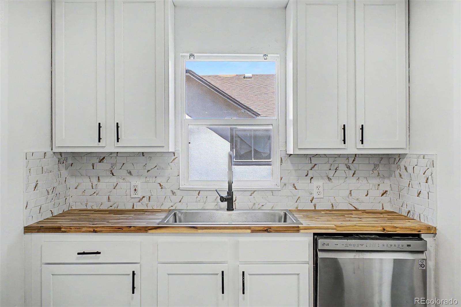 MLS Image #12 for 1334  havana street,aurora, Colorado