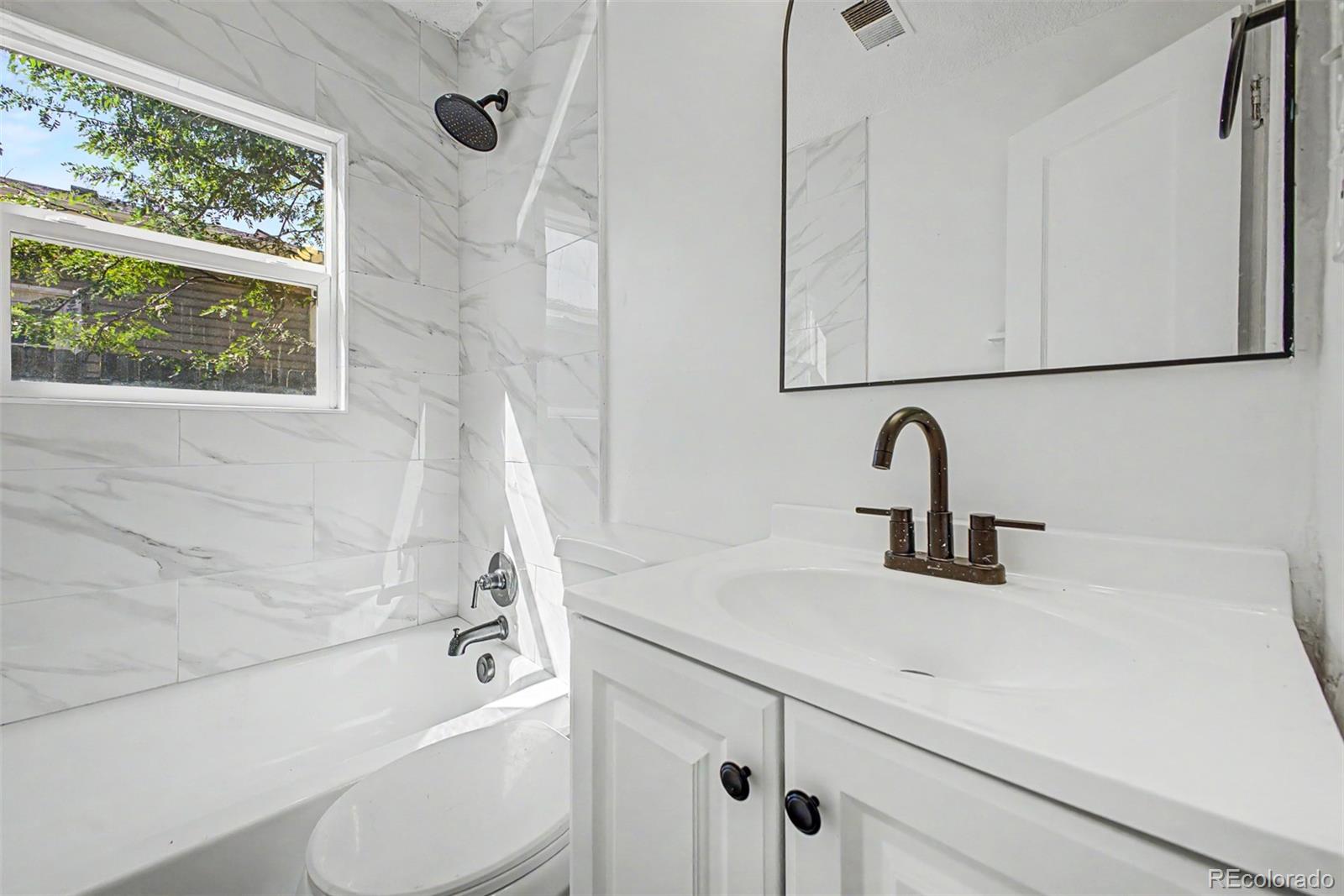 MLS Image #18 for 1334  havana street,aurora, Colorado