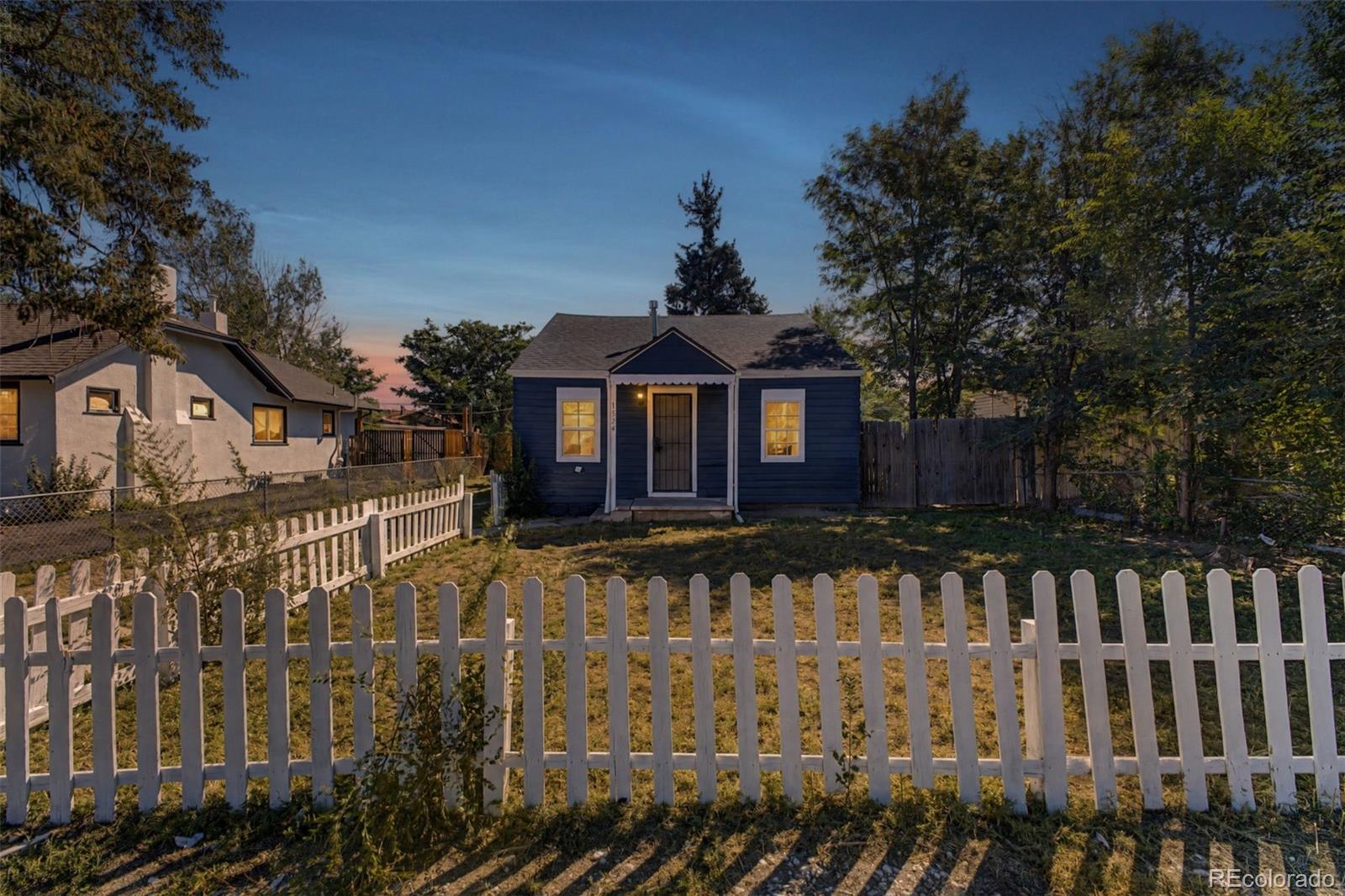 MLS Image #2 for 1334  havana street,aurora, Colorado