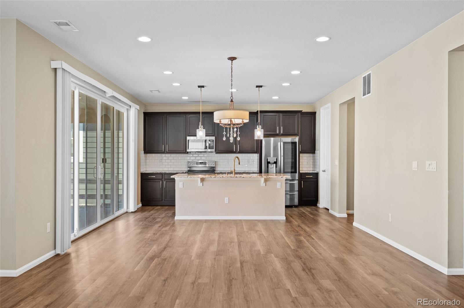 MLS Image #19 for 24231 e 40th avenue,aurora, Colorado